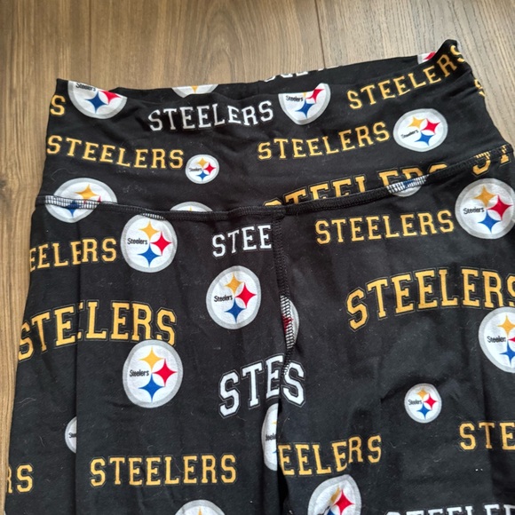 NFL Pittsburgh Steelers Leggings - Picture 2 of 4